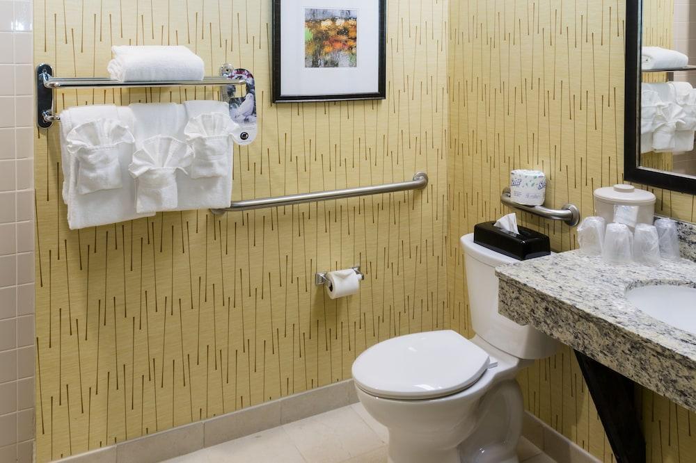 Holiday Inn Express Big Rapids By Ihg Kültér fotó