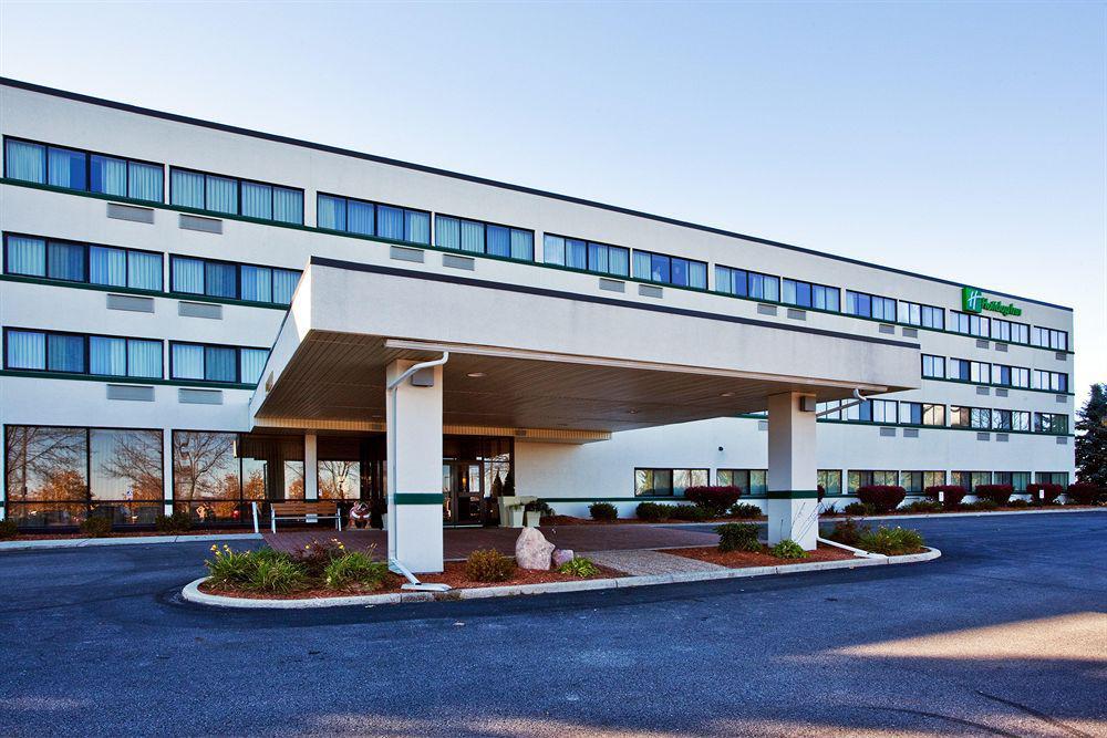 Holiday Inn Express Big Rapids By Ihg Kültér fotó