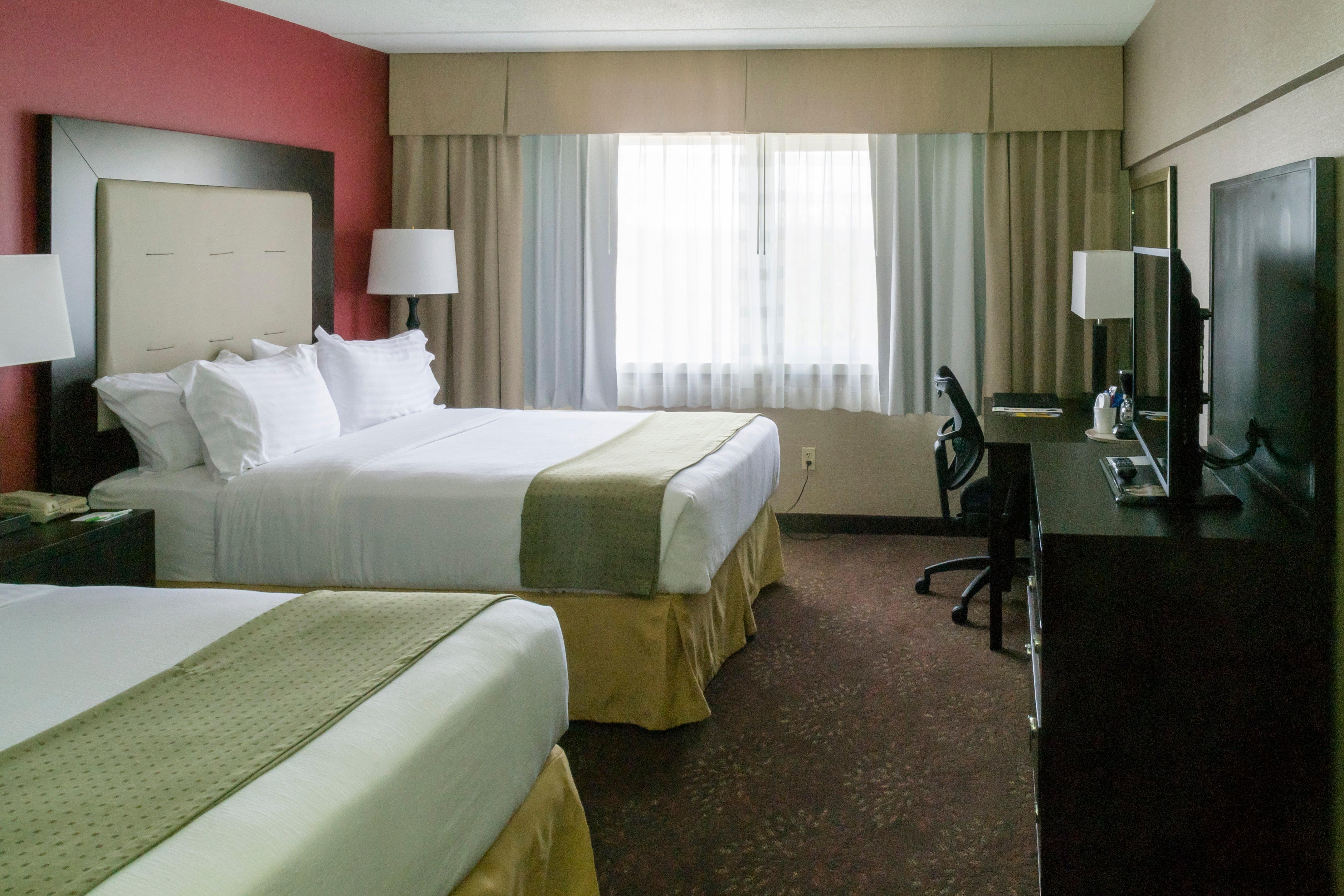 Holiday Inn Express Big Rapids By Ihg Kültér fotó