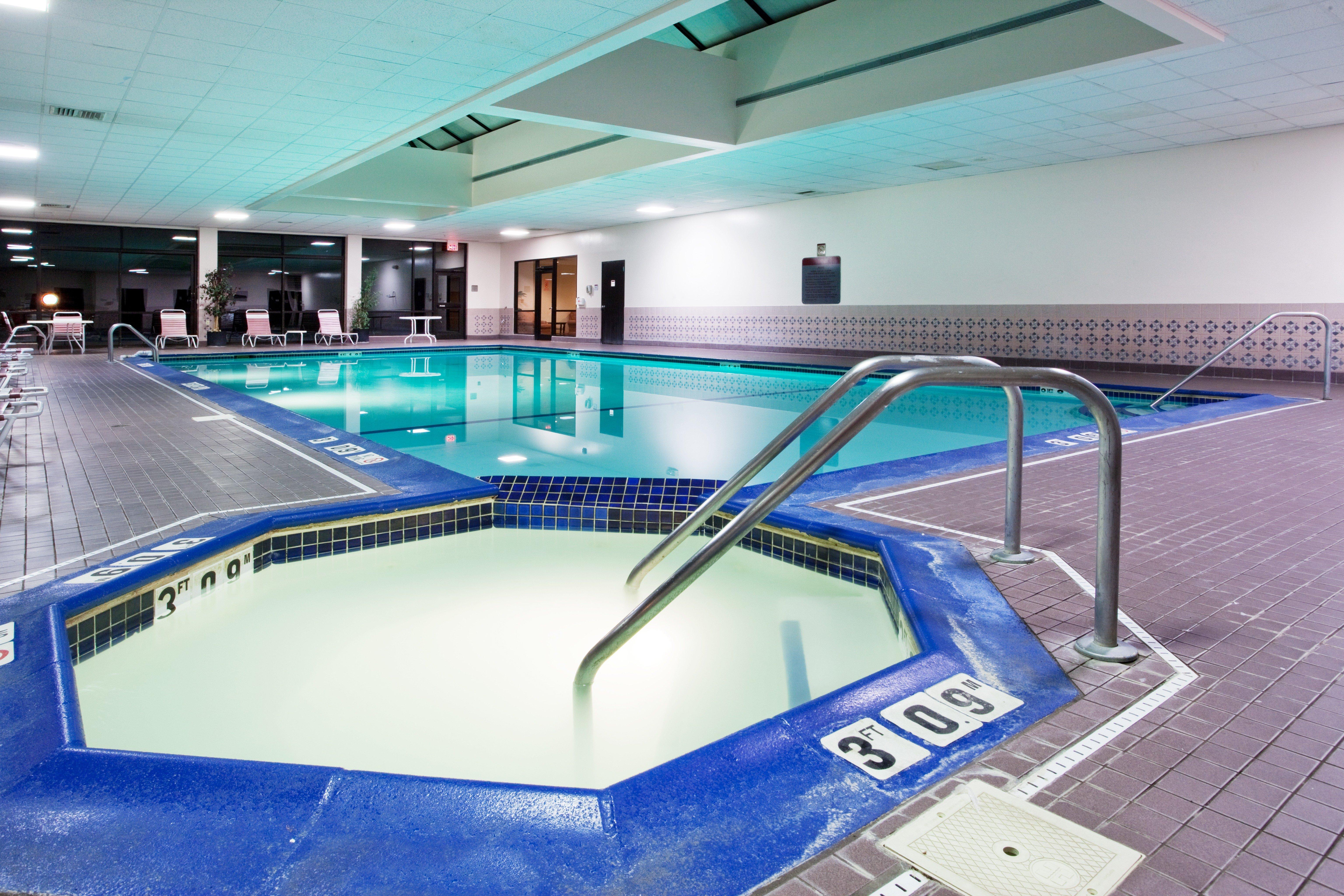 Holiday Inn Express Big Rapids By Ihg Kültér fotó